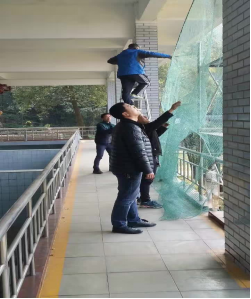 一水厂:安装滤池隔离网 确保水质安全