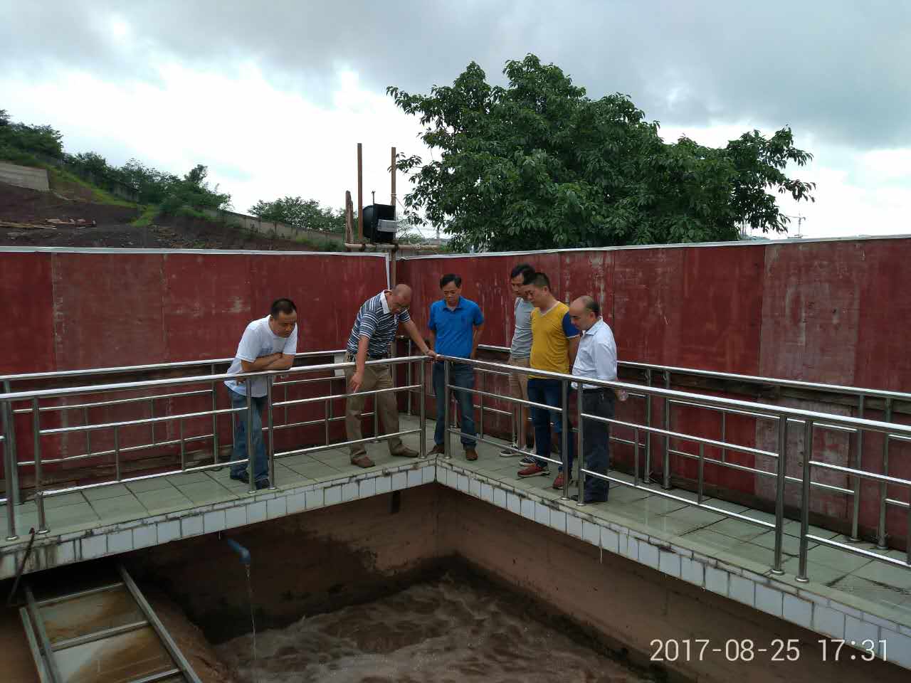 市水务局总工程师廖建强深入四水厂检查安全生产情况