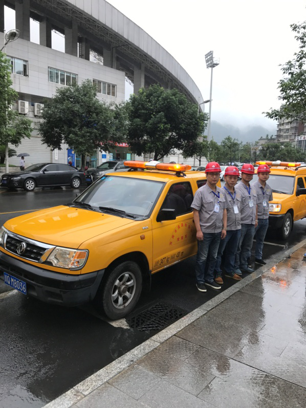 清源水务全力配合响应市政府开展高层建筑消防应急演练