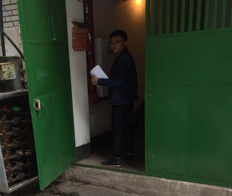 携手奋进战困难 开拓进取创奇迹