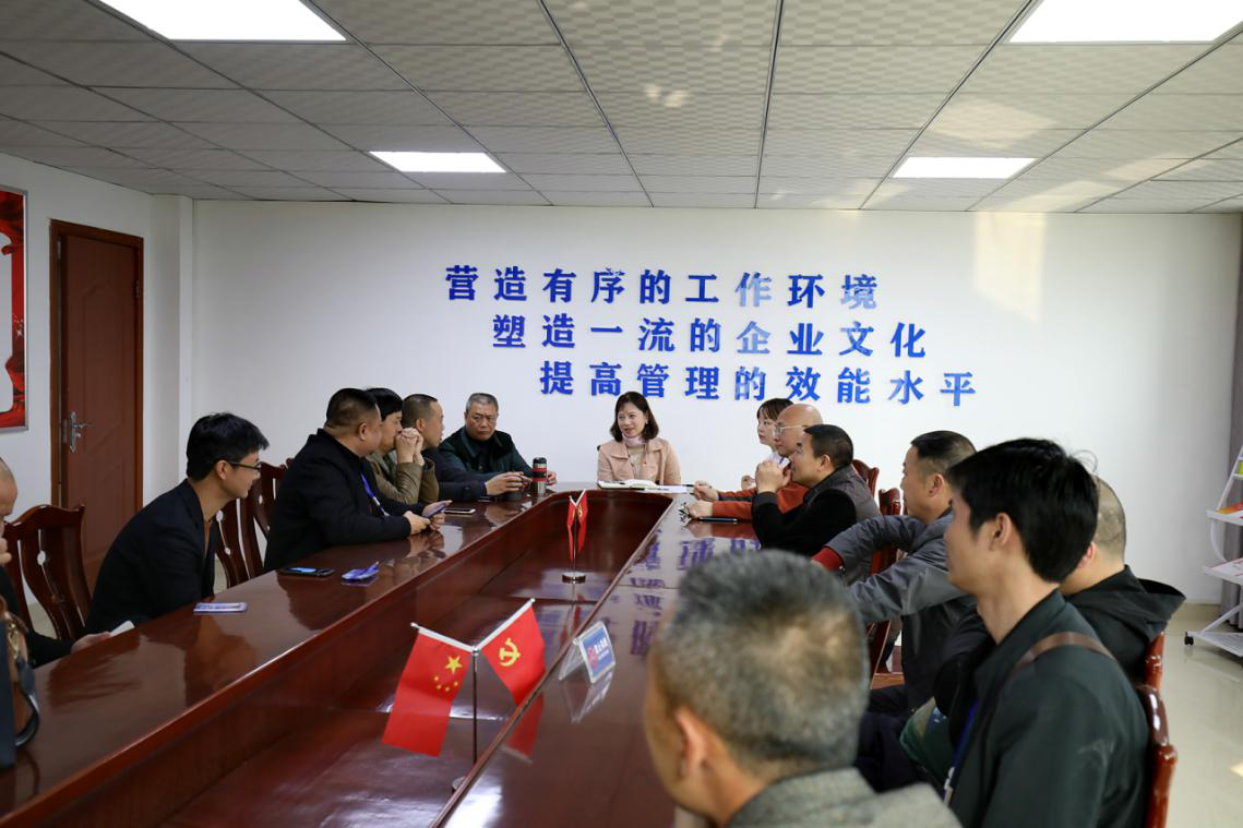 基层路越走越宽 职工心越访越暖