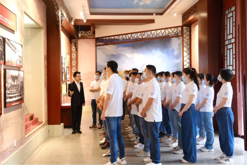 铭记革命先驱 传承英烈精神 ——共产党员服务大队支部开展追思赵一曼英烈活动