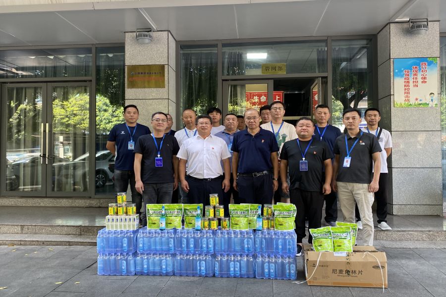 奋战一线保供水,夏送清凉沁人心