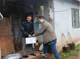 九九重阳 情暖金秋——清源水务公司共产党员服务大队叙州天泉分队开展走访慰问活动